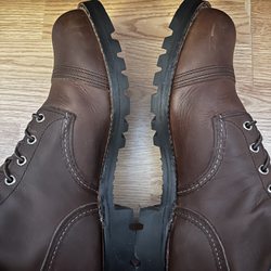 Page's Shoe Shop