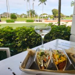 A la carte tacos with martini