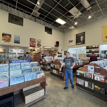 End Of An Ear - Music & DVDs Near Me - Austin, Texas End Of An Ear - Music & DVDs Near Me - Austin, Texas