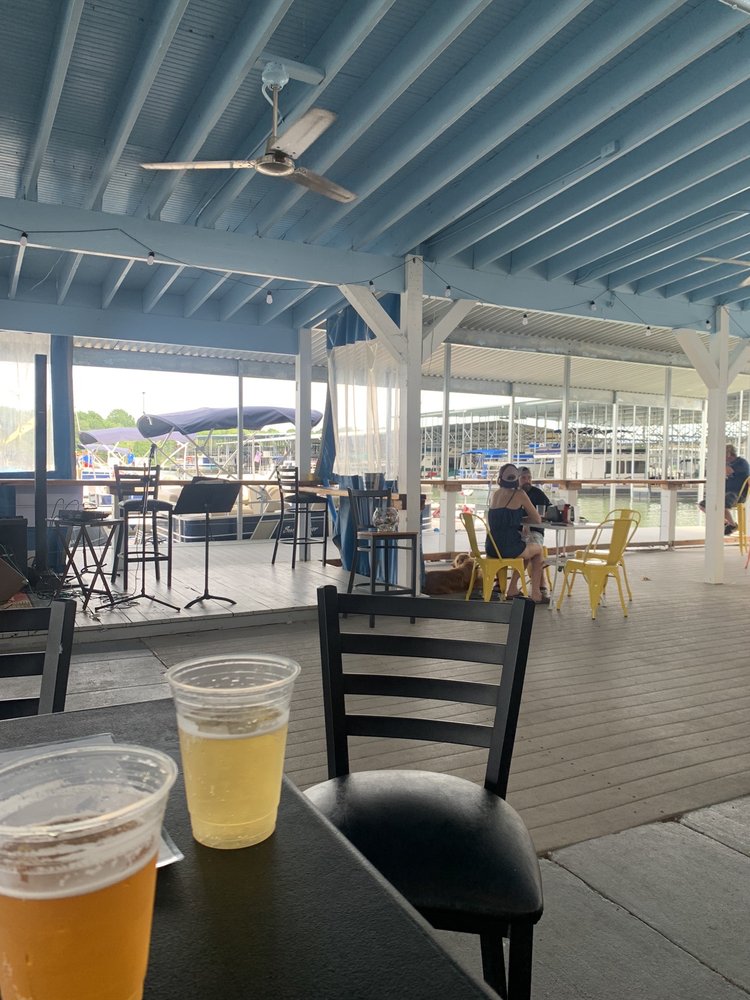 4 CORNERS BAR & GRILL CLOSED 4027 Lavergne Couchville Pike