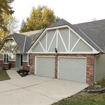 Realty Resource - Regency House in Blue Springs, 3 Offers in the first 24 Hours! - Real Estate Agents Near Me - Overland Park, Kansas Realty Resource - Regency House in Blue Springs, 3 Offers in the first 24 Hours! - Real Estate Agents Near Me - Overland Park, Kansas