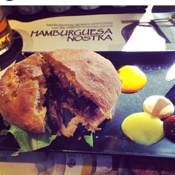 Hamburguesa Nostra - Americana con mollete de tomate