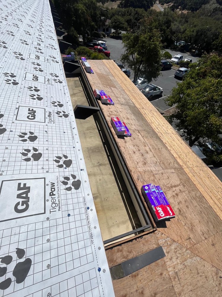 Slide of Acme Roofing Services