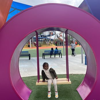 Oran Good Park - There's even a swing to take photos - Parks Near Me - Farmers Branch, Texas