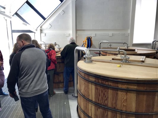 Isle of Harris Distillery by null