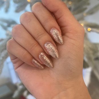 Uni Nail Bar - Nail Salons Near Me - Los Alamitos, California