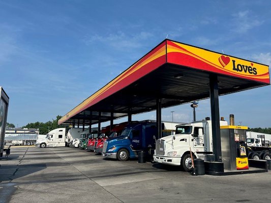 Love's Travel Stop by null