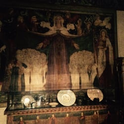 Museo Bagatti Valsecchi - Affresco e ceramiche della casa