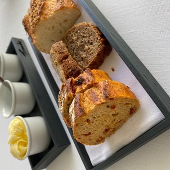 Restaurant Traube - nice bread selection - and the bread tray never went empty - Restaurants Near Me - Trimbach, SO