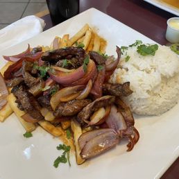Lomo Saltado