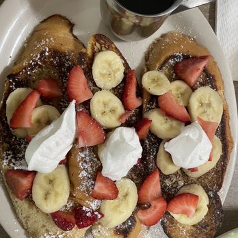 The Broken Egg Cafe - Strawberry banana French toast!!! - Breakfast & Brunch Near Me - San Antonio, Texas The Broken Egg Cafe - Strawberry banana French toast!!! - Breakfast & Brunch Near Me - San Antonio, Texas