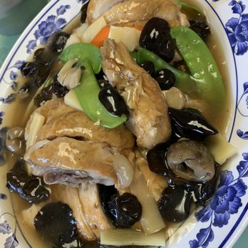 Golden Duck - Oyster Sauce Chicken - Seafood Near Me - Honolulu, Hawaii