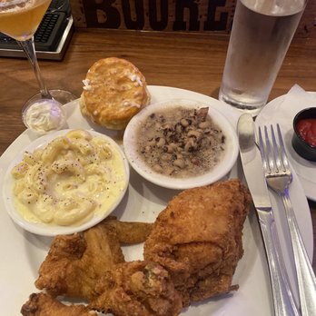 Sweet T's Restaurant + Bar - Fried chicken with two sides, black eyed peas, macaroni and cheese,  Lord I can't forget the buttery biscuit.......... - Southern Near Me - Windsor, California