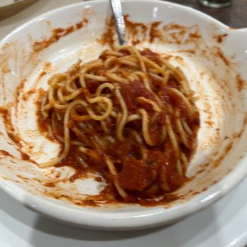 Fazoli's - Supposedly it's loaded spaghetti. It's loaded with nothing - Italian Near Me - Kalamazoo, Michigan