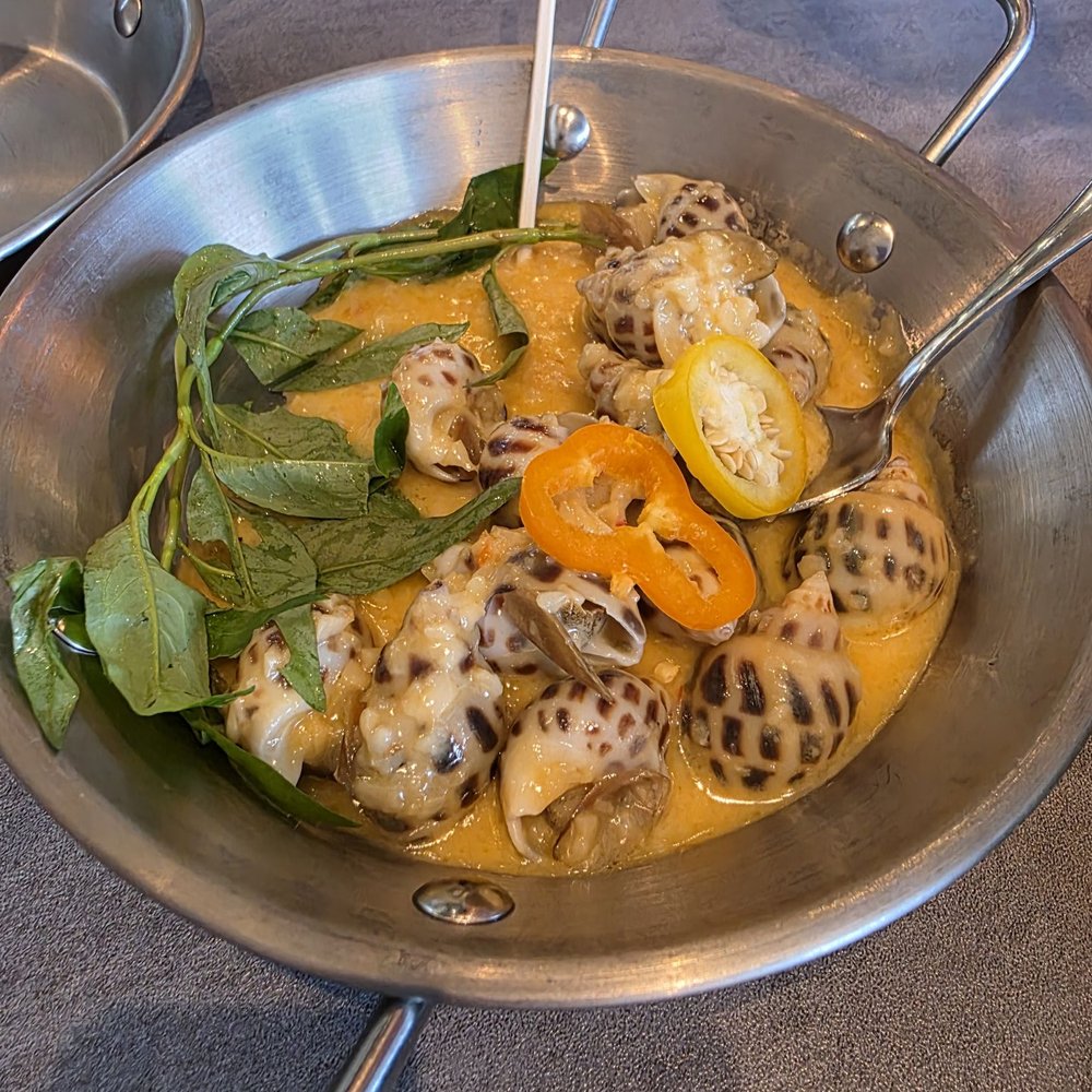 Lai Rai - Spotted escargot in butter garlic sauce - Vietnamese Near Me - Davie, Florida Lai Rai - Spotted escargot in butter garlic sauce - Vietnamese Near Me - Davie, Florida