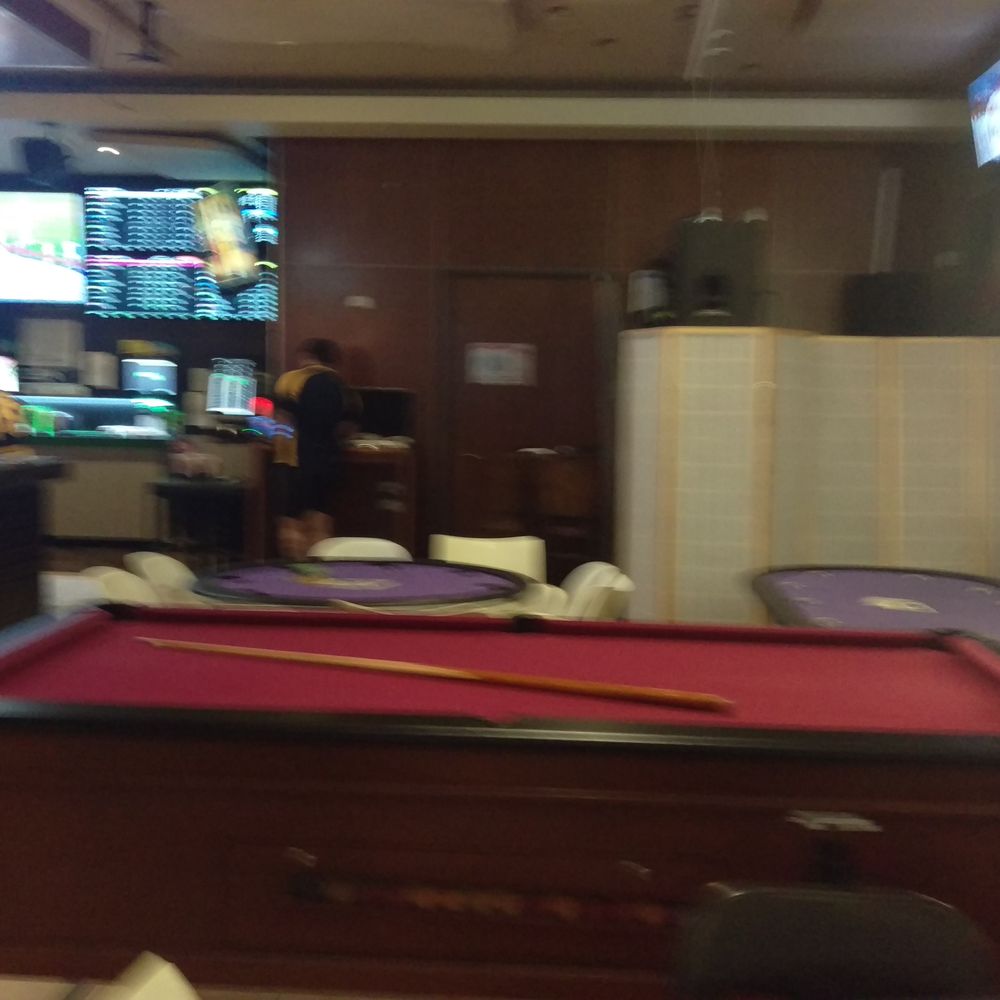 Caloundra Hotel - Pool Table - Sports Bars Near Me - Caloundra, QLD Caloundra Hotel - Pool Table - Sports Bars Near Me - Caloundra, QLD