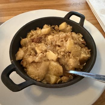 Lola’s - Apple crisp - Wine Bars Near Me - Omaha, Nebraska