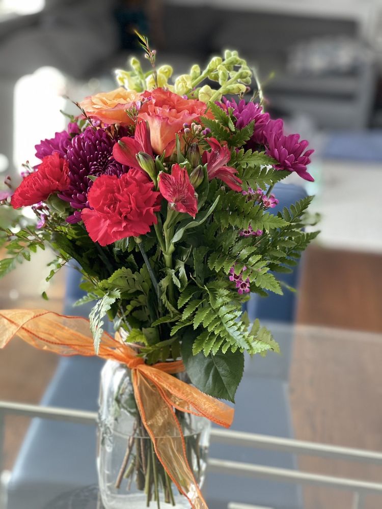 S F FALCONER FLORIST Updated September 2024 32 Photos & 16 Reviews