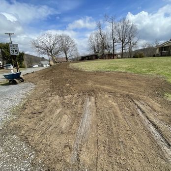 Jake’s Lawn Service - Dirt work 20 yards of topsoil - Lawn Services Near Me Jake’s Lawn Service - Dirt work 20 yards of topsoil - Lawn Services Near Me