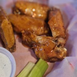 The Grease Monkey - Sweet chili wings