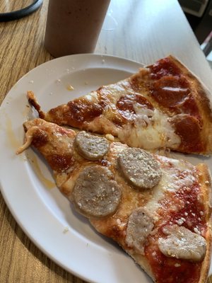 Vincenzo’s Pizzeria by null