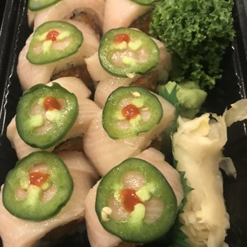 My Sushi - Spicy tuna with yellowtail, jalapeño, tobiko - Japanese Near Me - Middle Village, New York My Sushi - Spicy tuna with yellowtail, jalapeño, tobiko - Japanese Near Me - Middle Village, New York
