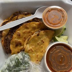 La Autentica Poblana - Quesabirria tacos