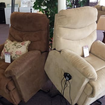 CM City - Power lift recliners. - Furniture Stores Near Me - Statesboro, Georgia CM City - Power lift recliners. - Furniture Stores Near Me - Statesboro, Georgia