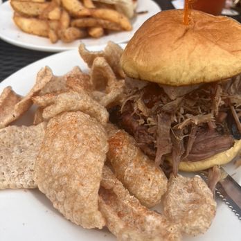 Oak & Apple - Pile High Sandwich, Pork Cracklins - Cideries Near Me - Richmond, Virginia Oak & Apple - Pile High Sandwich, Pork Cracklins - Cideries Near Me - Richmond, Virginia