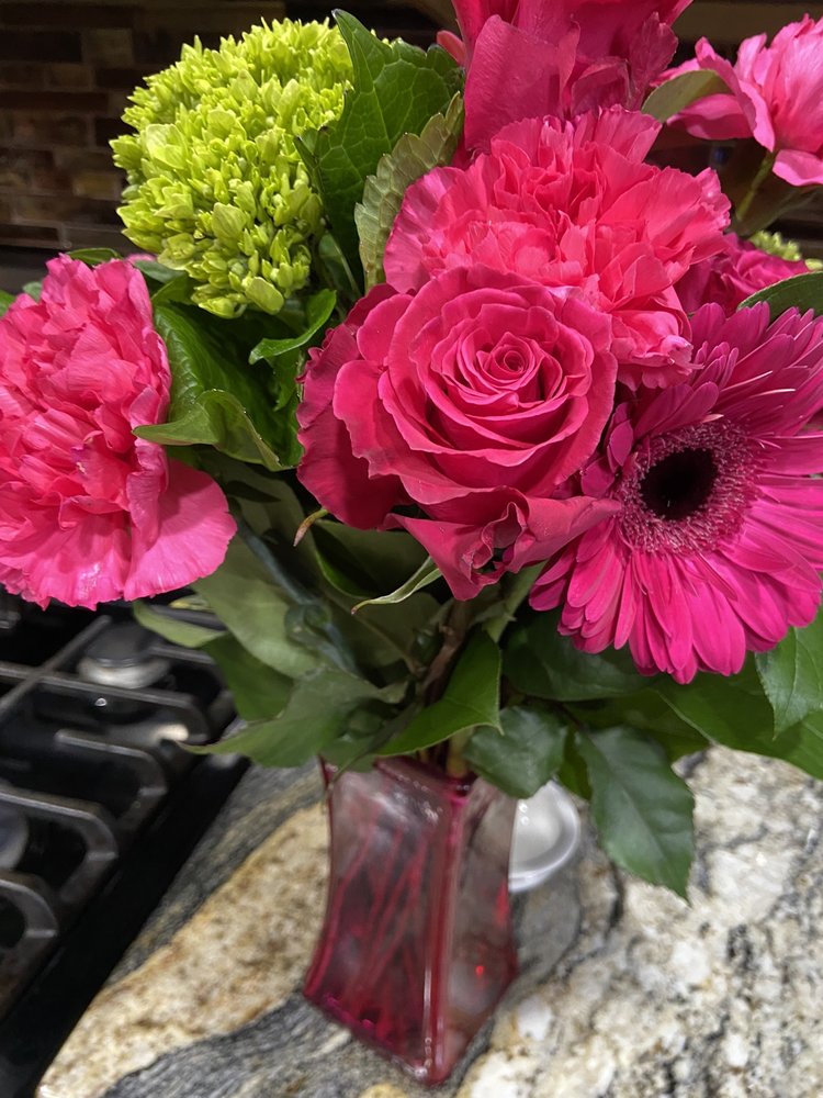 FISCHER FLOWERS Updated October 2024 10 Photos & 12 Reviews 2322