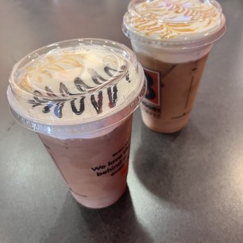 BIGGBY COFFEE - Avalanche cold brew with sweet cold foam and oat milk. Caramel oatmilk with sweet cold foam - Coffee & Tea Near Me - Waterford, Michigan BIGGBY COFFEE - Avalanche cold brew with sweet cold foam and oat milk. Caramel oatmilk with sweet cold foam - Coffee & Tea Near Me - Waterford, Michigan