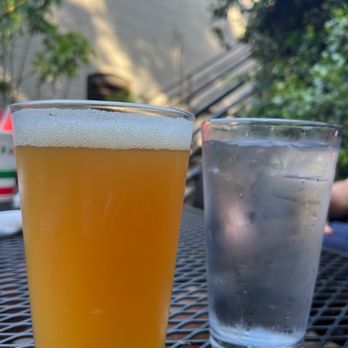 Mandolino's Artisan Pizza - IPA on draft - Pizza Near Me - Davidson, North Carolina Mandolino's Artisan Pizza - IPA on draft - Pizza Near Me - Davidson, North Carolina