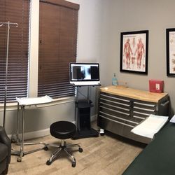 ChiroPlus Clinics North - Medical suite