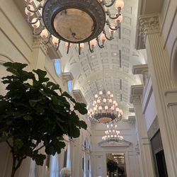 Acqualina Spa