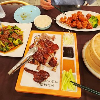 Paper Lantern - Peking Duck, Beef & Broccoli, General Tso's chicken - Chinese Near Me - Montclair, New Jersey