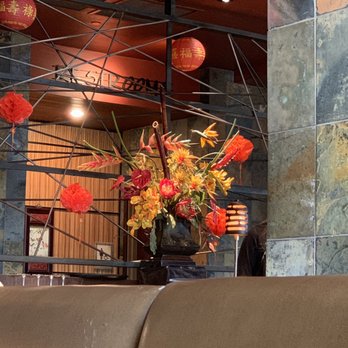 P.F. Chang's - Asian Fusion Near Me - Bakersfield, California
