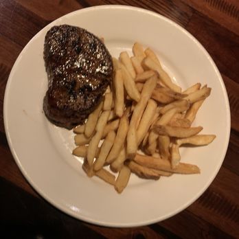 LongHorn Steakhouse - Steakhouses Near Me - Miami, Florida