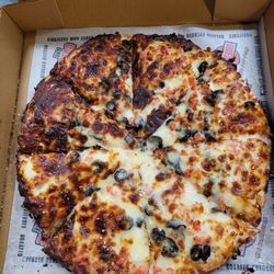 The Basement - An over baked dry pizza.