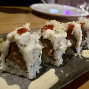 SuViche - Sushi and Ceviche - Spicy tuna roll - Peruvian Near Me - Miami, Florida SuViche - Sushi and Ceviche - Spicy tuna roll - Peruvian Near Me - Miami, Florida