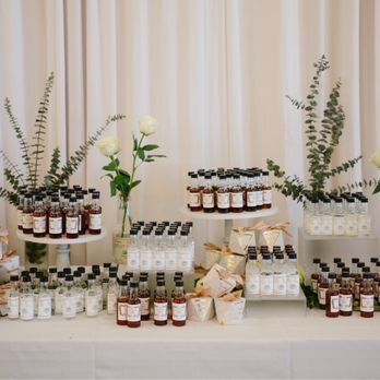 Queen Bridals - Favors table - Wedding Planning Near Me - San Jose, California Queen Bridals - Favors table - Wedding Planning Near Me - San Jose, California