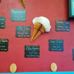 Coulee Creamery - Amazing variety of floats (root beer and beyond).