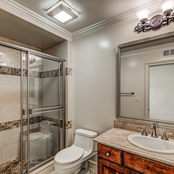 El Dorado Villas - Second Bathroom (sample) - Apartments Near Me - Sherman Oaks, California El Dorado Villas - Second Bathroom (sample) - Apartments Near Me - Sherman Oaks, California