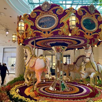Wynn - Merry Go Round made of flowers - Hotels Near Me - Las Vegas, Nevada