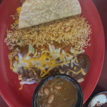 The Jalapeno Tree - Beef taco, rice, habanero pork tamale, cheese enchilada with chili con carne, and charro beans - Mexican Near Me - Carthage, Texas