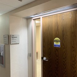 Beaumont Medical Center - Rochester Hills - Outside.