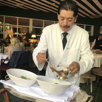 Polo Lounge - Mixing the McCarthy salad - New American Near Me - Beverly Hills, California