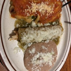 Maguey Mexican Restaurant - Combo plate with Chiles Relleno and chicken enchilada.