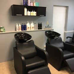 Bb's Dominican Salon