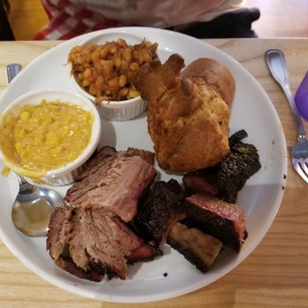 Salt + Smoke - Brisket with beans, creamed corn and popover - Bars Near Me - Saint Louis, Missouri Salt + Smoke - Brisket with beans, creamed corn and popover - Bars Near Me - Saint Louis, Missouri