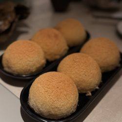 添好運 - Tim Ho Wan's Signature Pork Buns.